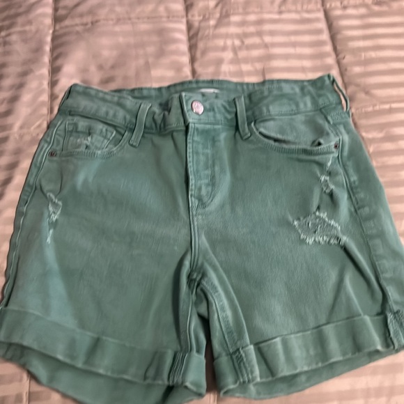 Lot of 2 Old Navy Denim Distressed Denim Shorts - Picture 4 of 5